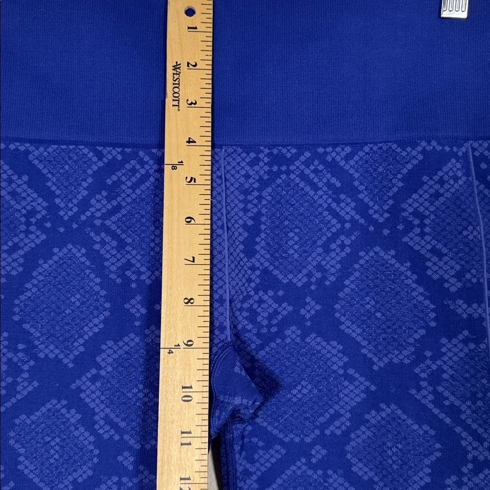 Lululemon Ebb To Street Pant Yoga, Gym leggings Heathered Sapphire Blue Large